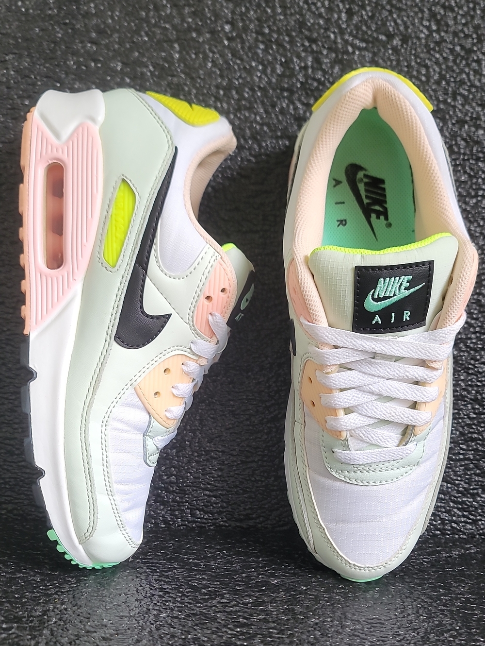 Nike Air Max 90 "Easter" Wmns 8 Great Condition Fast Shipping - Picture 2 of 12